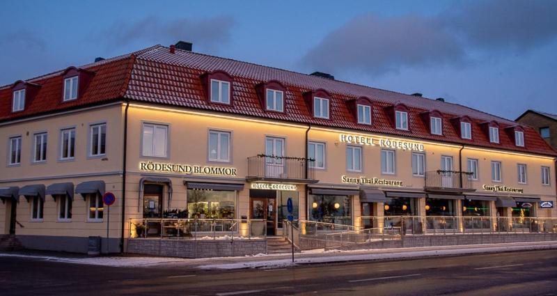 Hotell & Bistro Roedesund كالسبوري المظهر الخارجي الصورة