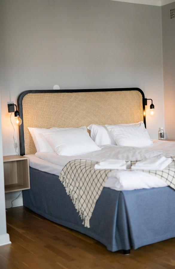 Hotell & Bistro Roedesund كالسبوري المظهر الخارجي الصورة