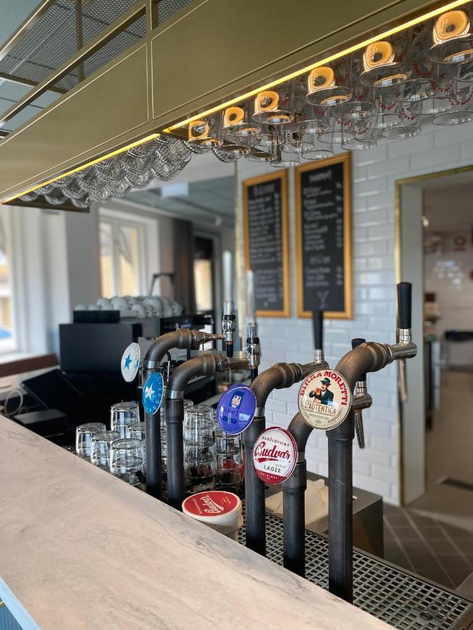 Hotell & Bistro Roedesund كالسبوري المظهر الخارجي الصورة