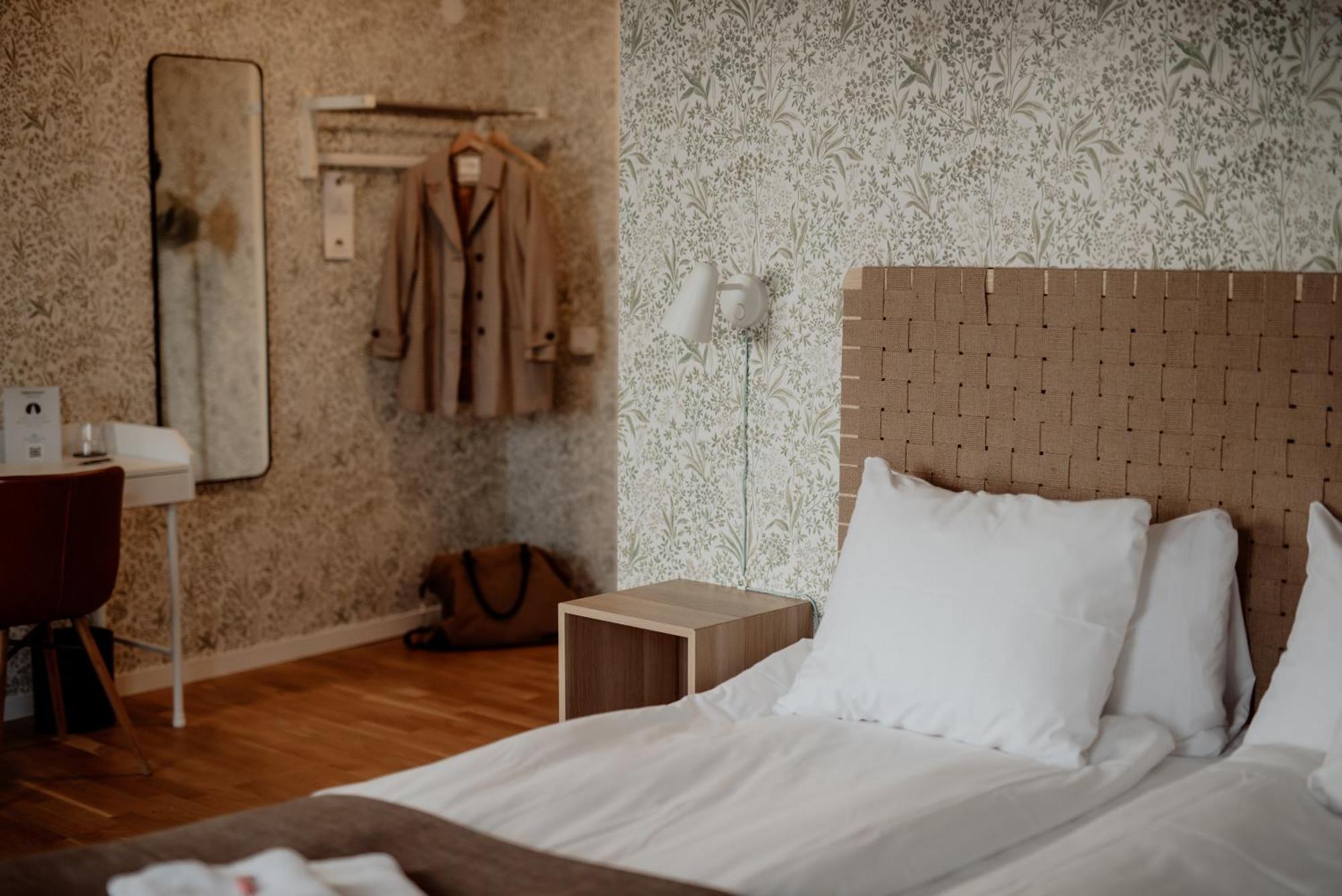 Hotell & Bistro Roedesund كالسبوري المظهر الخارجي الصورة